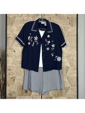 Koret Vintage 90s 2 Piece Set Gingham Shorts Embroidered Blouse Top Grandmacore